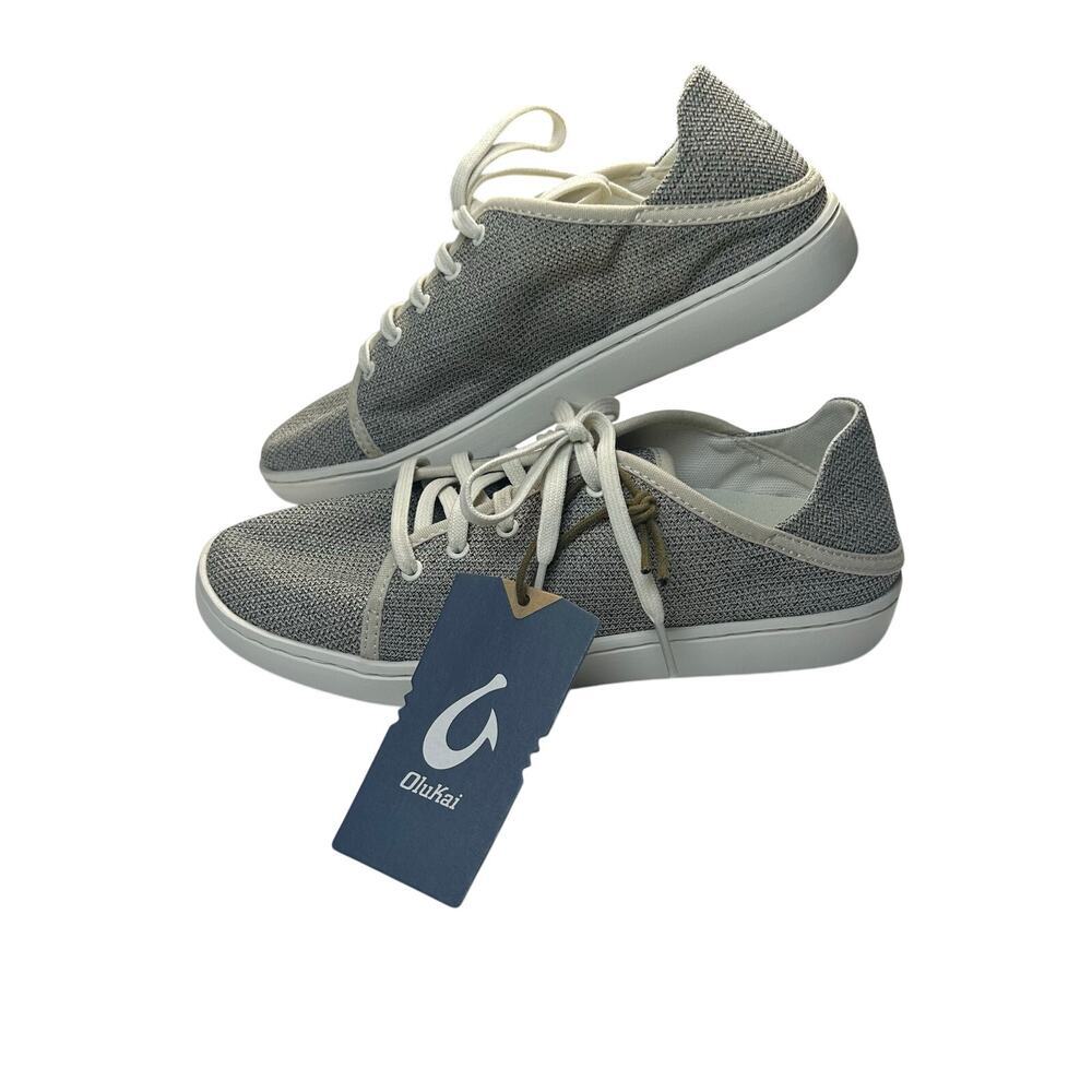 OluKai women's new Pehuea Li tapa/white sand‎ sneakers size 7.5